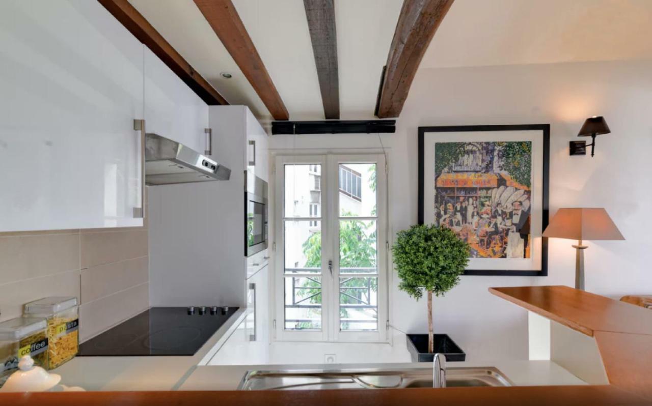Luxurious Duplex - Top Of Montmartre Paris Eksteriør billede